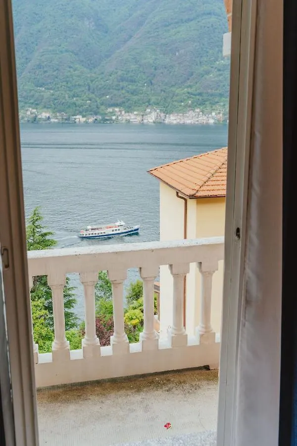 Hotel Tre Rose Nesso 3*,  Italien